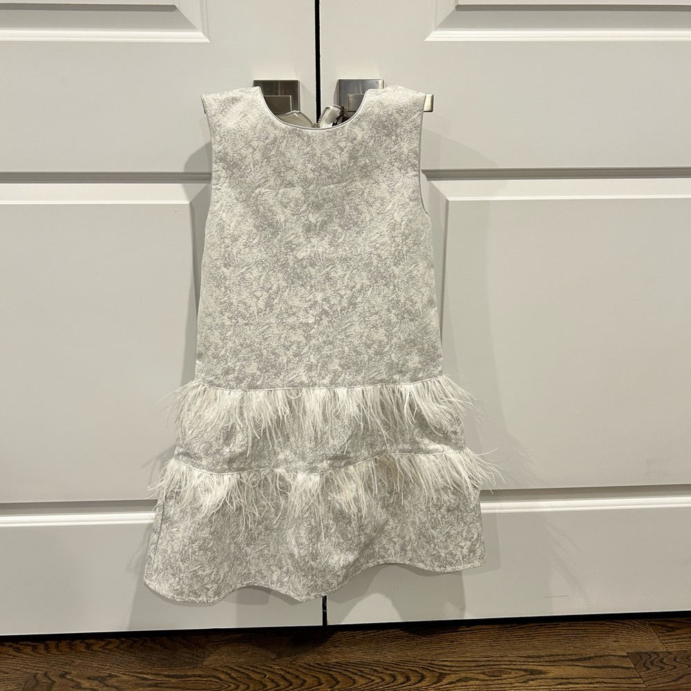 Elegant Imoga White Kids Dress with Feather Details